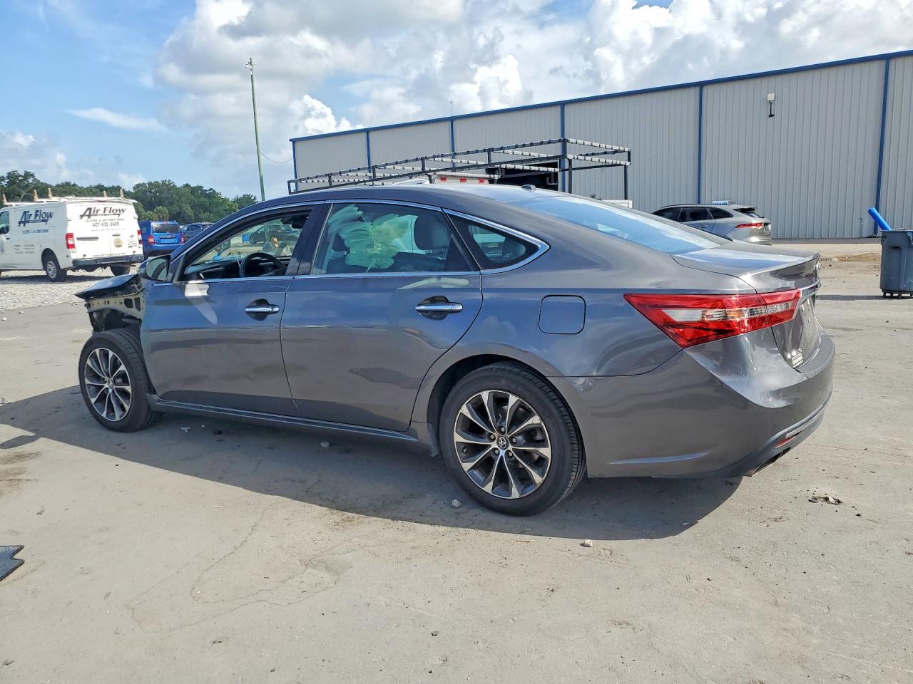 Toyota Avalon Xle