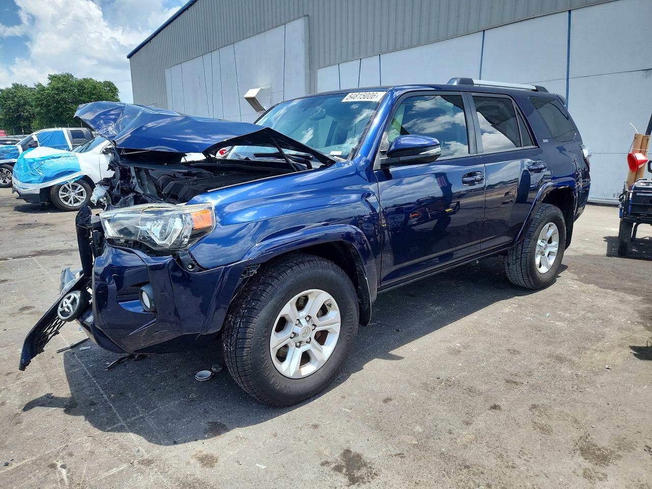Salvage Toyota 4Runner Image