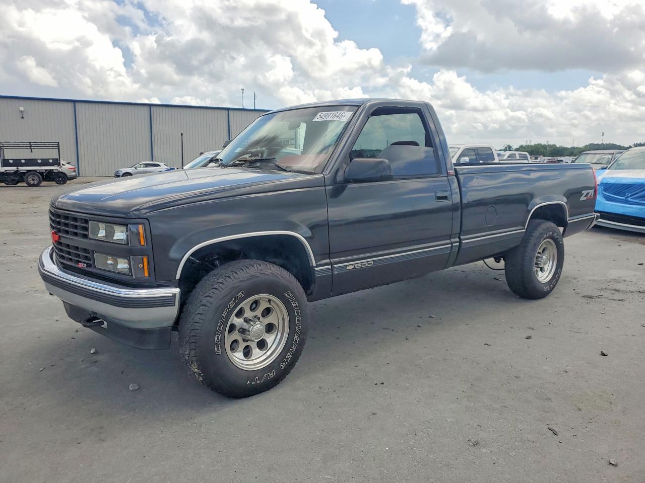 Salvage Chevrolet Gmt Image