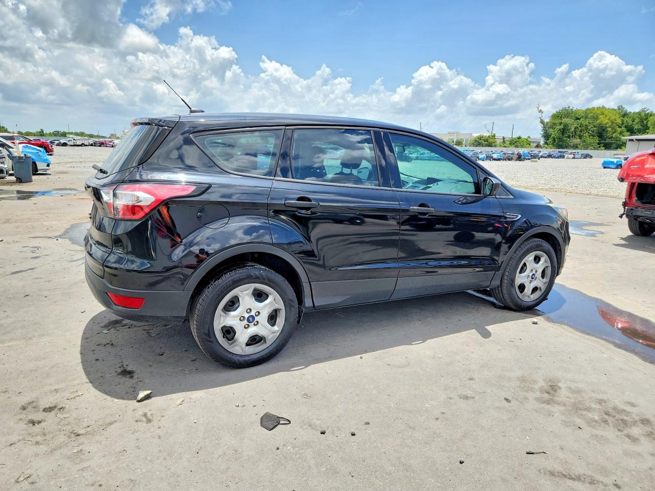 Ford Escape S