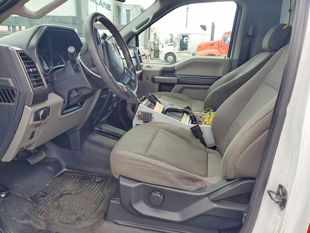 Ford F-550 Super Duty