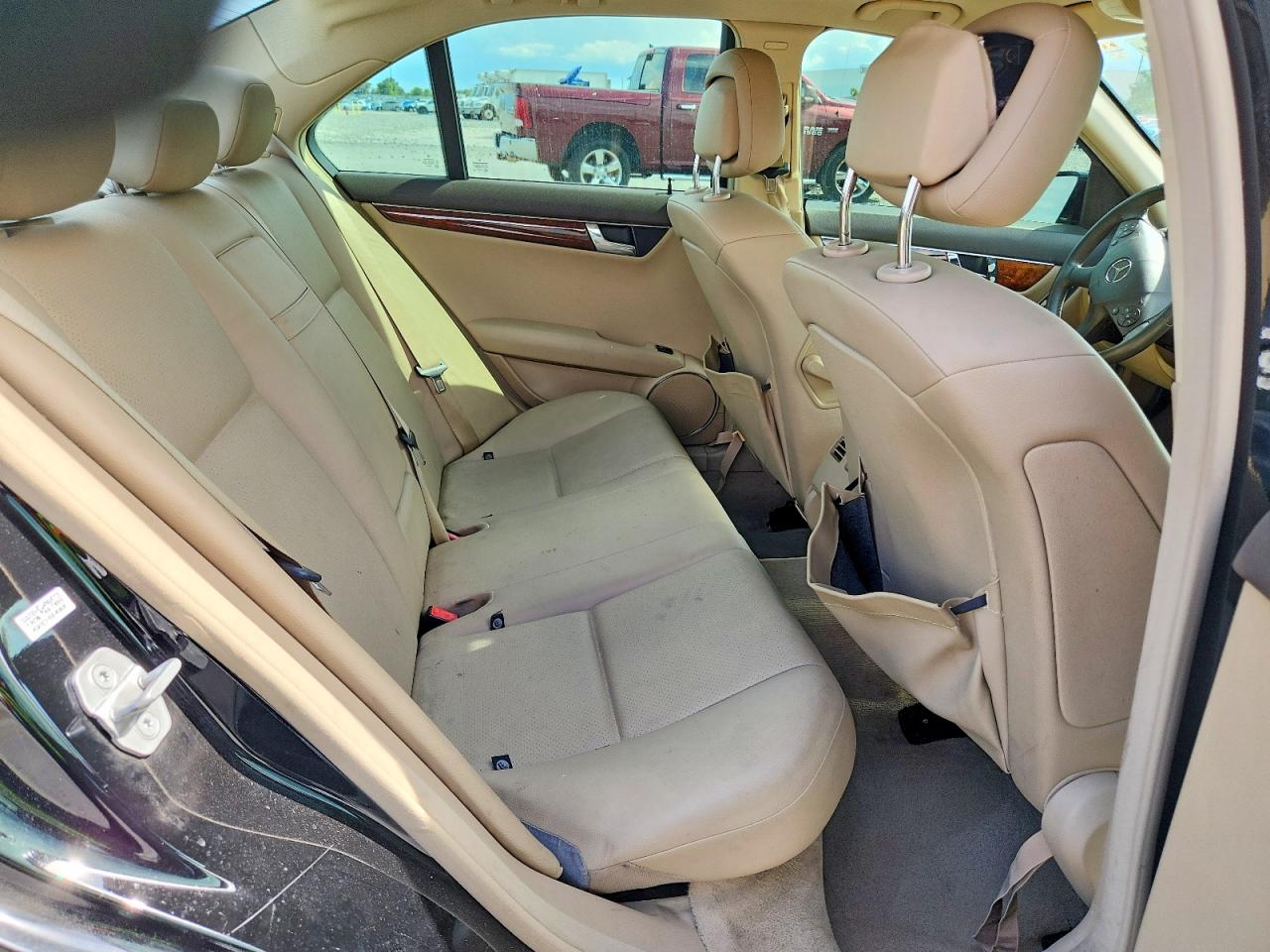 Mercedes-Benz C-Class 300
