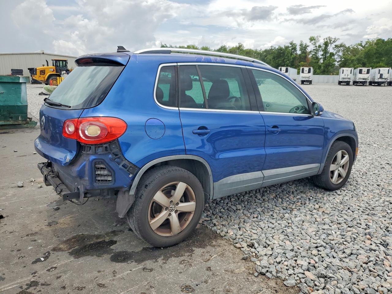 Volkswagen Tiguan S