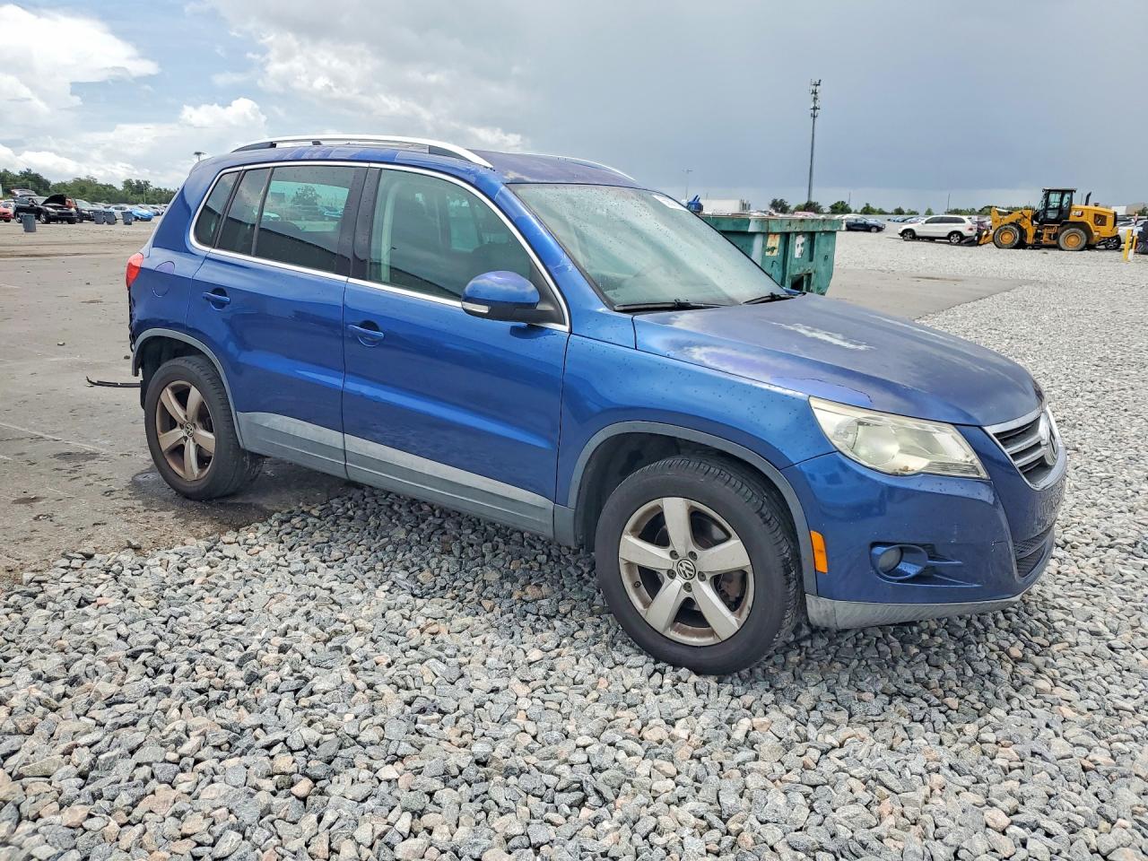 Volkswagen Tiguan S