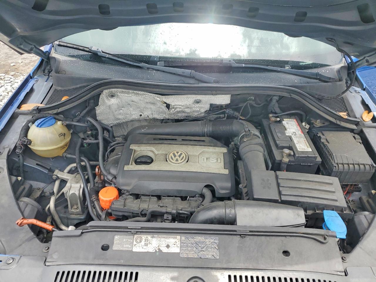 Volkswagen Tiguan S