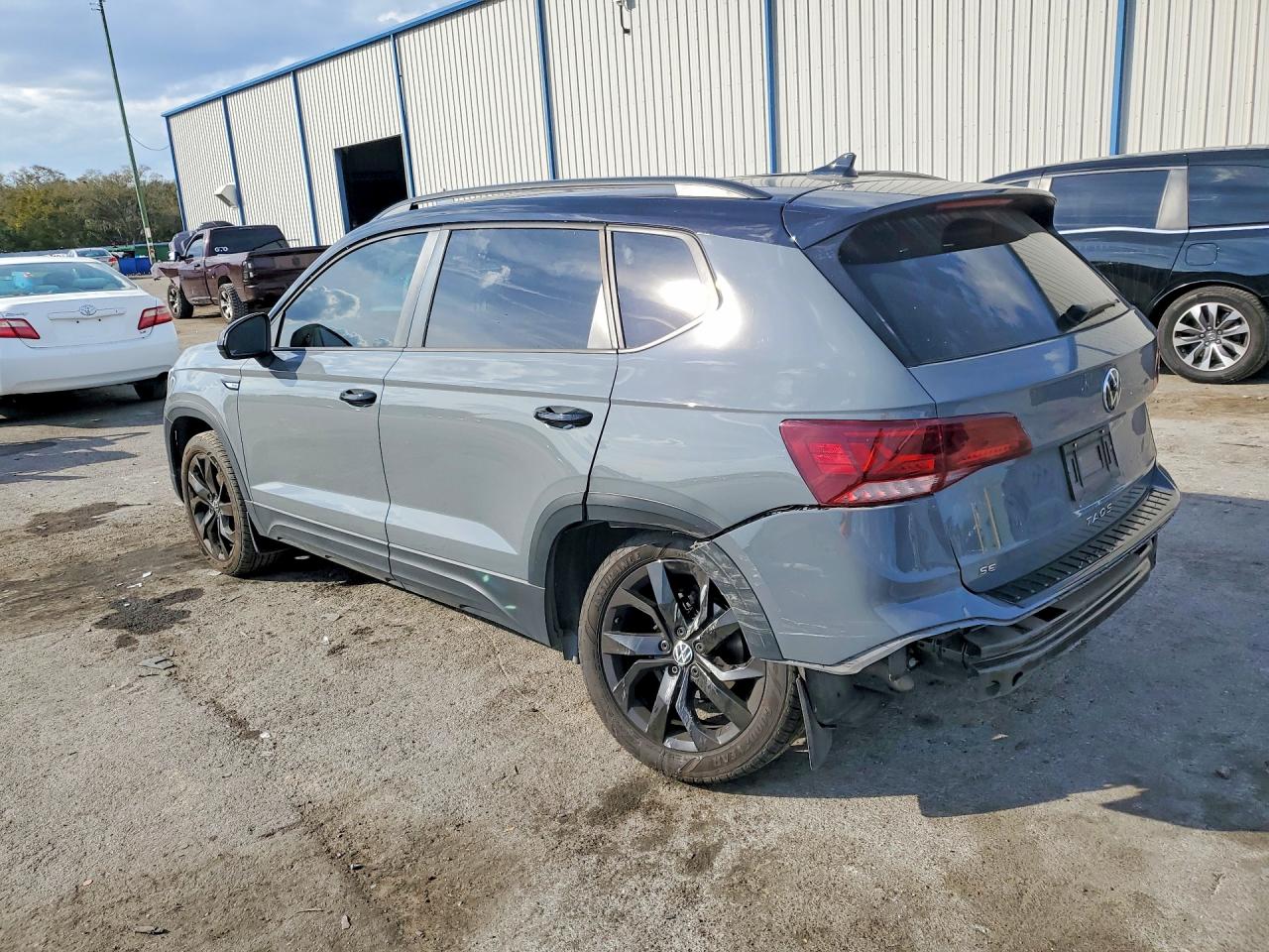 Volkswagen Taos Se