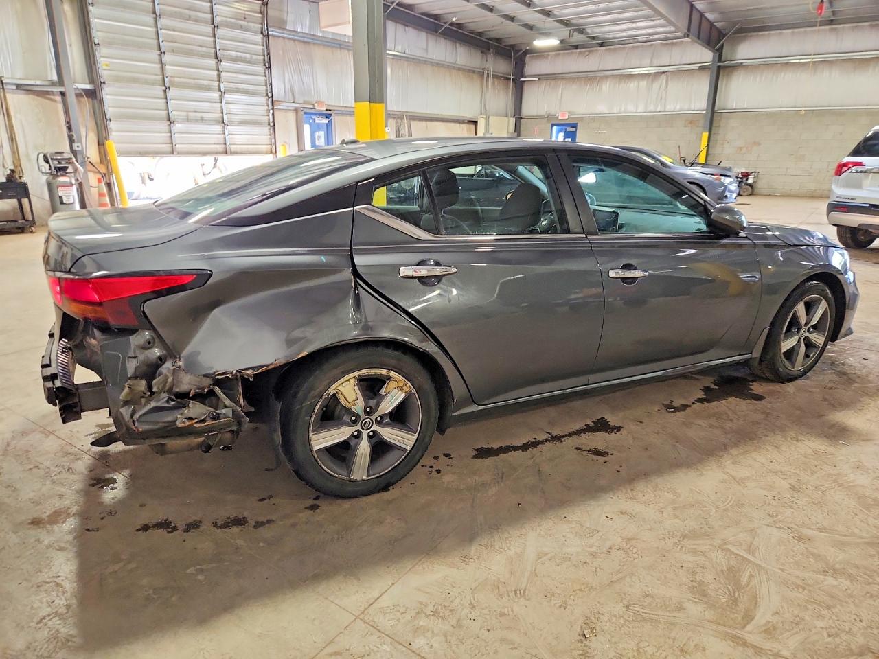 Nissan Altima S
