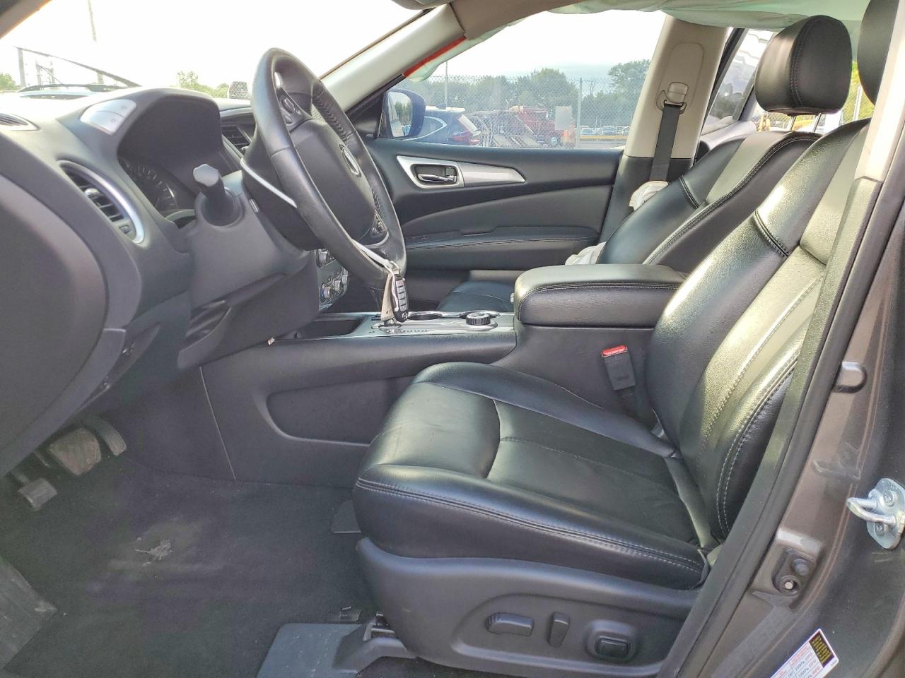 Nissan Pathfinder Sl