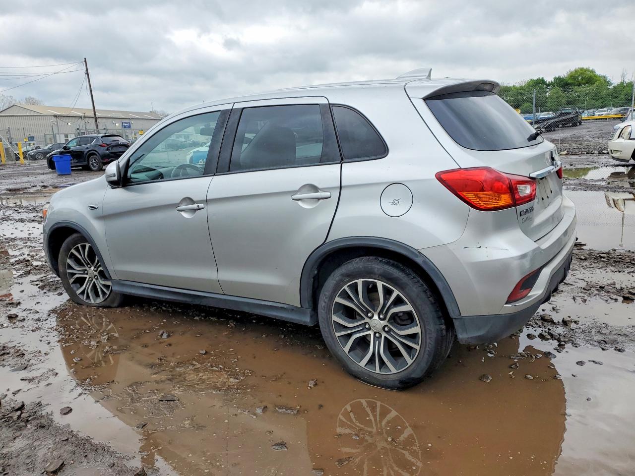 Mitsubishi Outlander Es