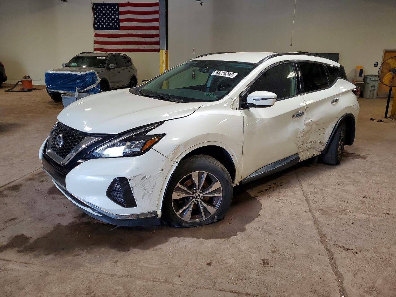 Salvage Nissan Murano Image