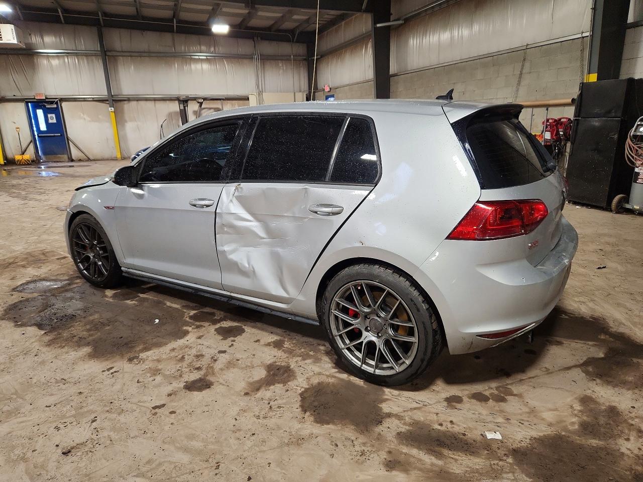 Volkswagen GTI S
