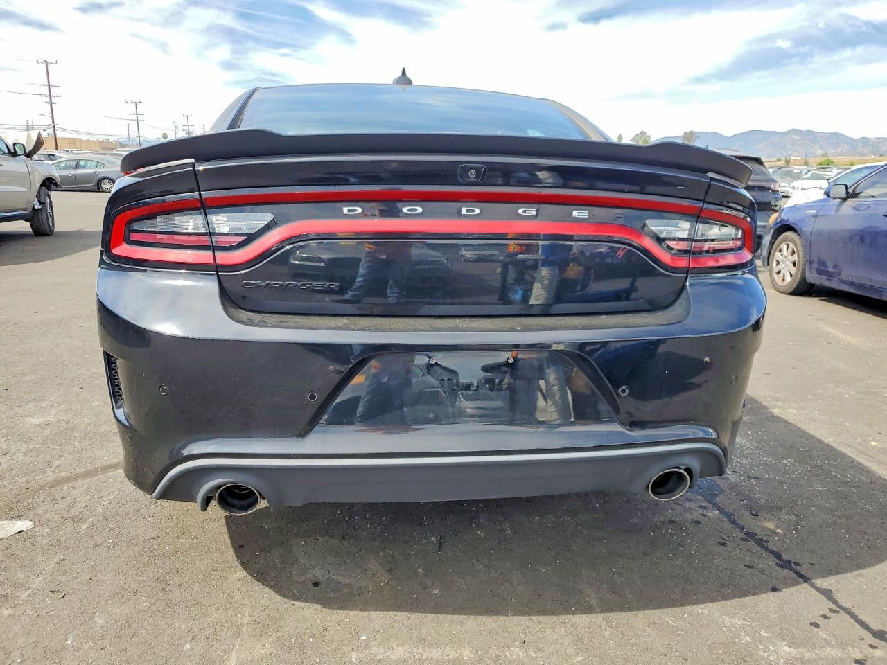 Dodge Charger R