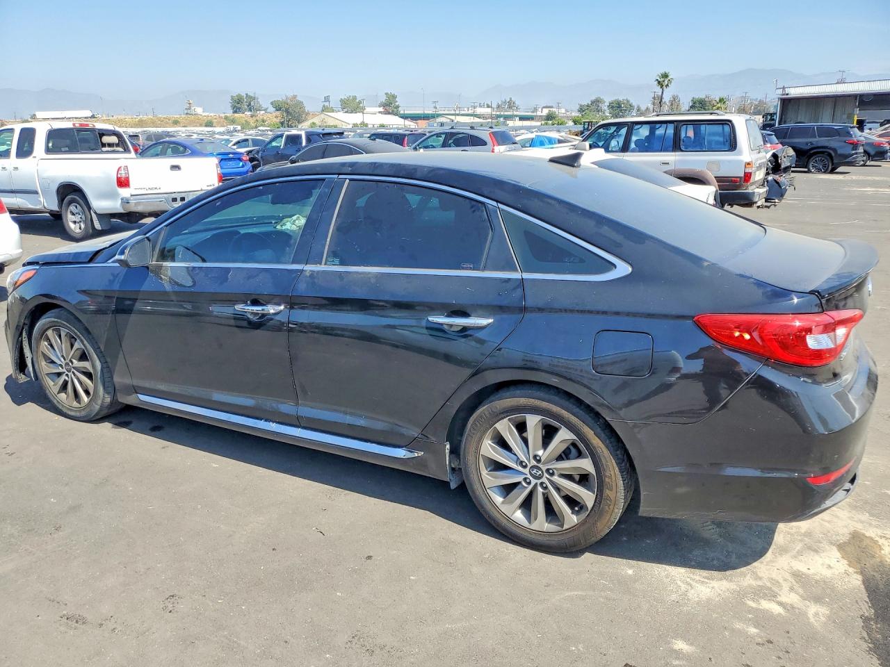 Hyundai SONATA Sport