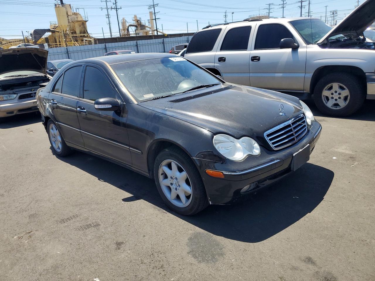 Mercedes-Benz C-Class 320