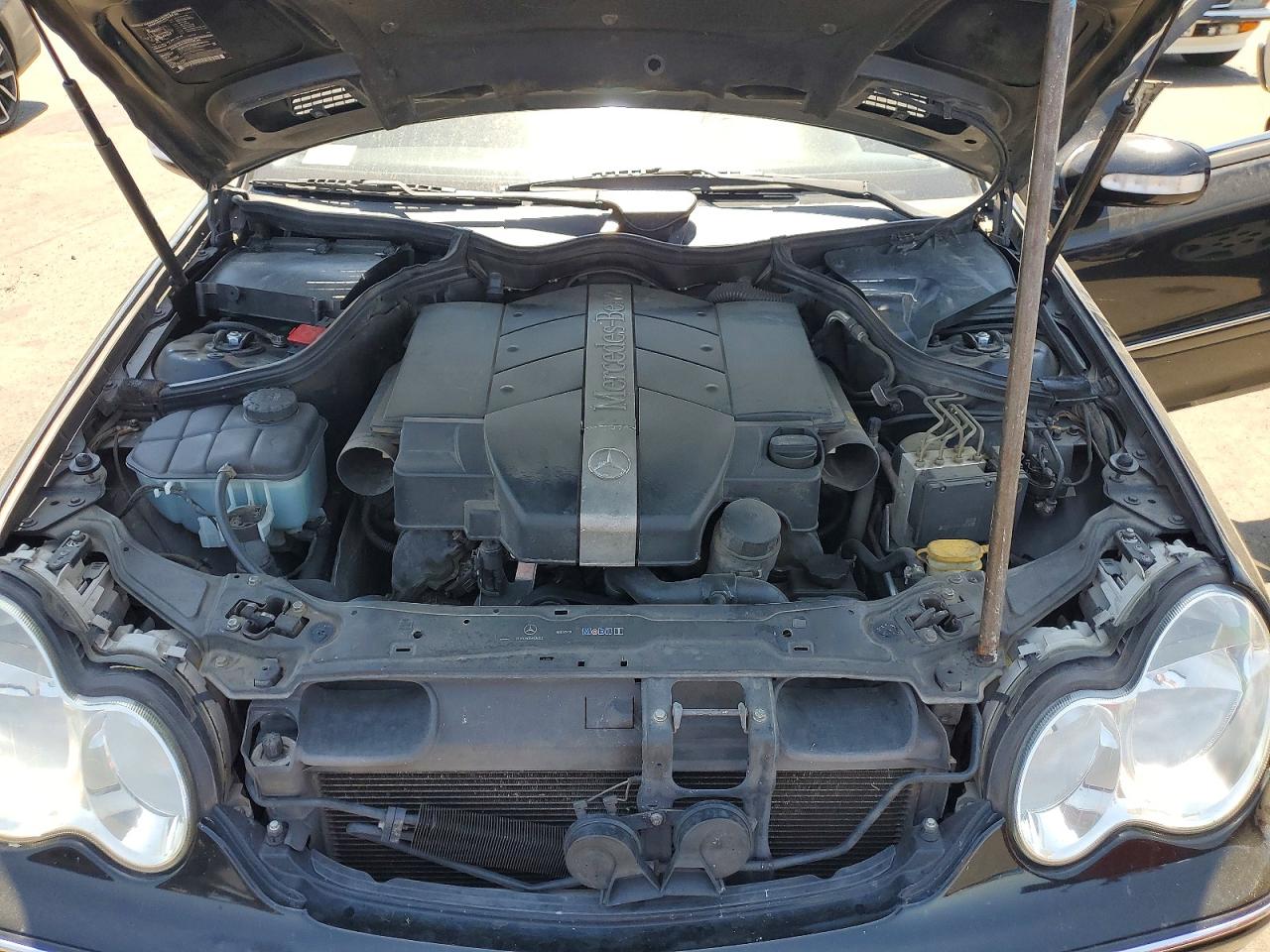 Mercedes-Benz C-Class 320