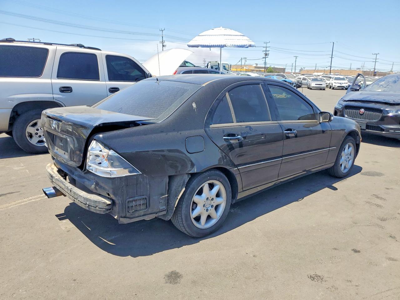 Mercedes-Benz C-Class 320