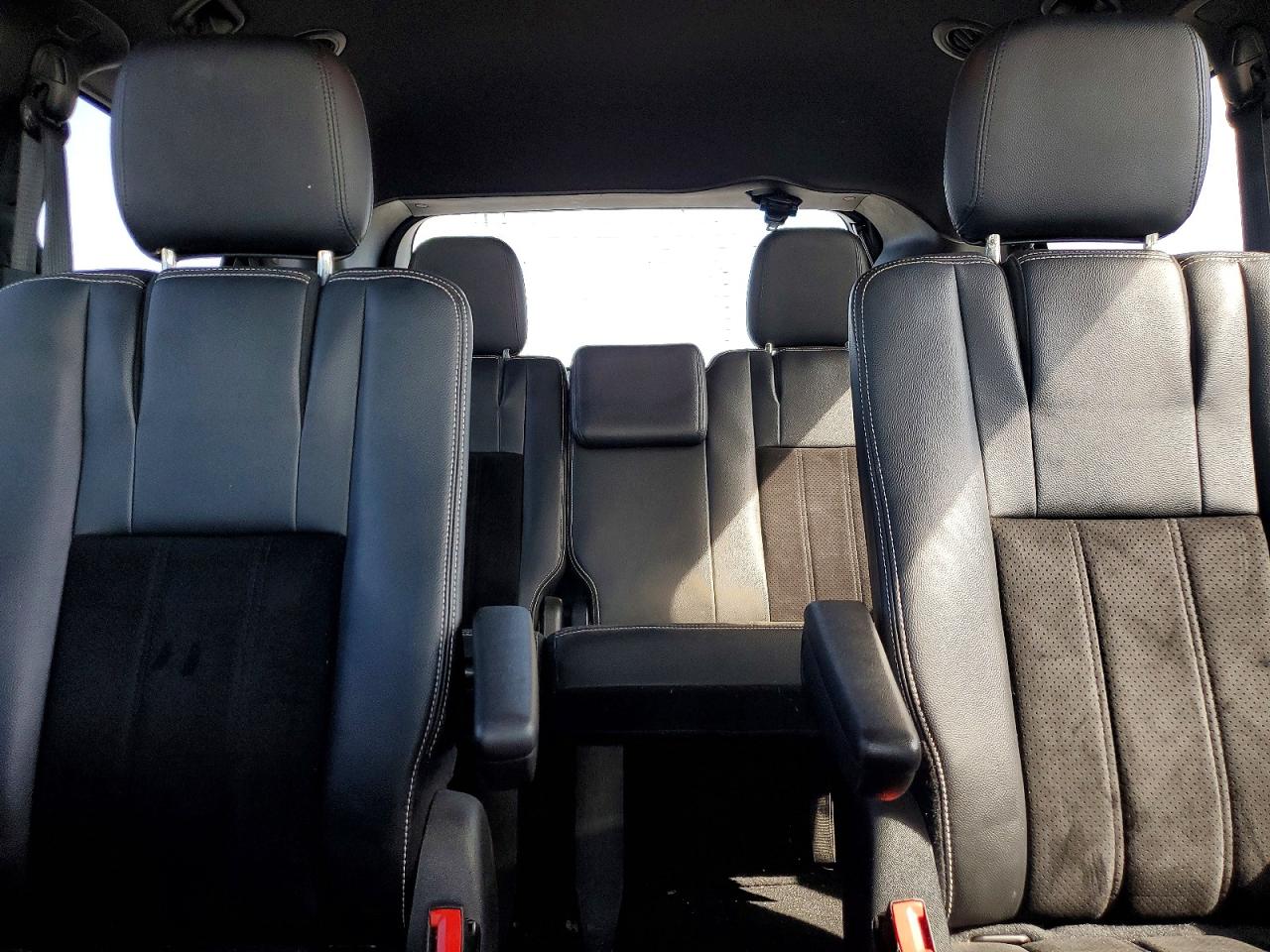 Dodge Caravan Sxt