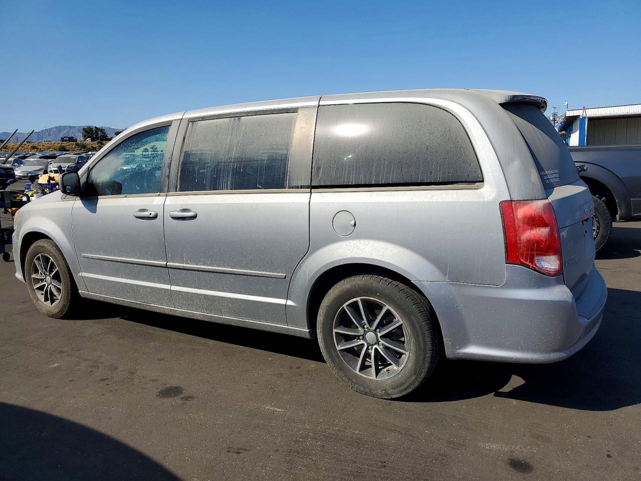 Dodge Caravan Sxt
