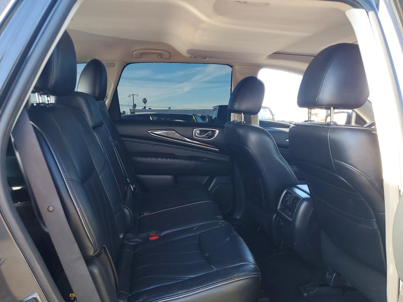 INFINITI Qx