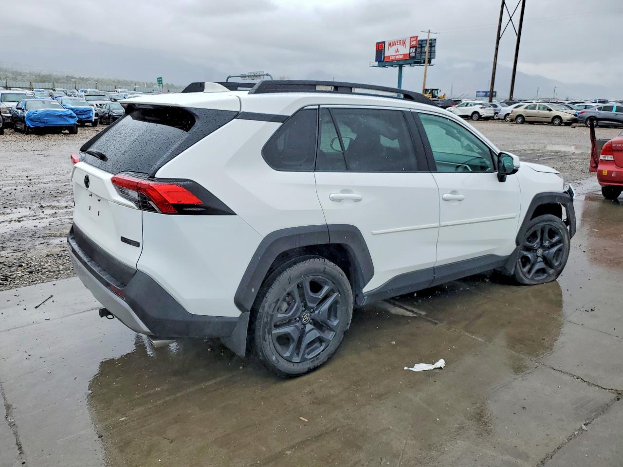 Toyota RAV4 Adventure