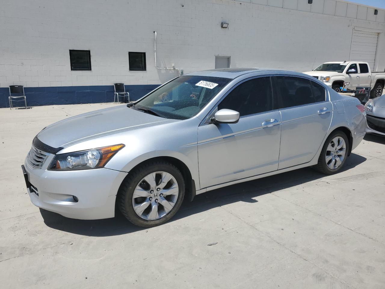Salvage Honda Accord Image