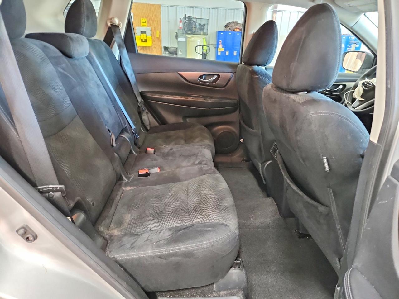 Nissan Rogue Sv