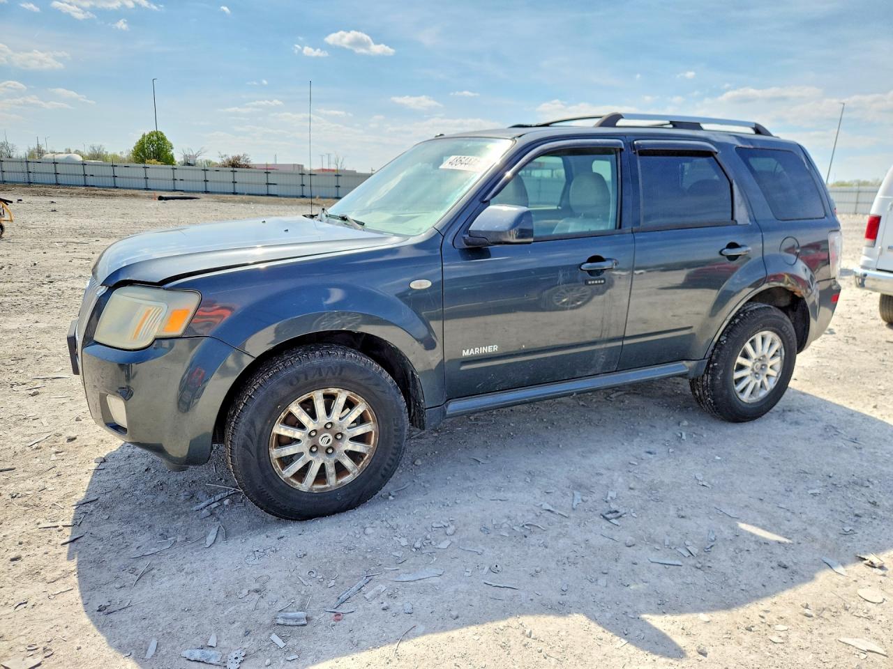 Salvage Mercury Mariner Image