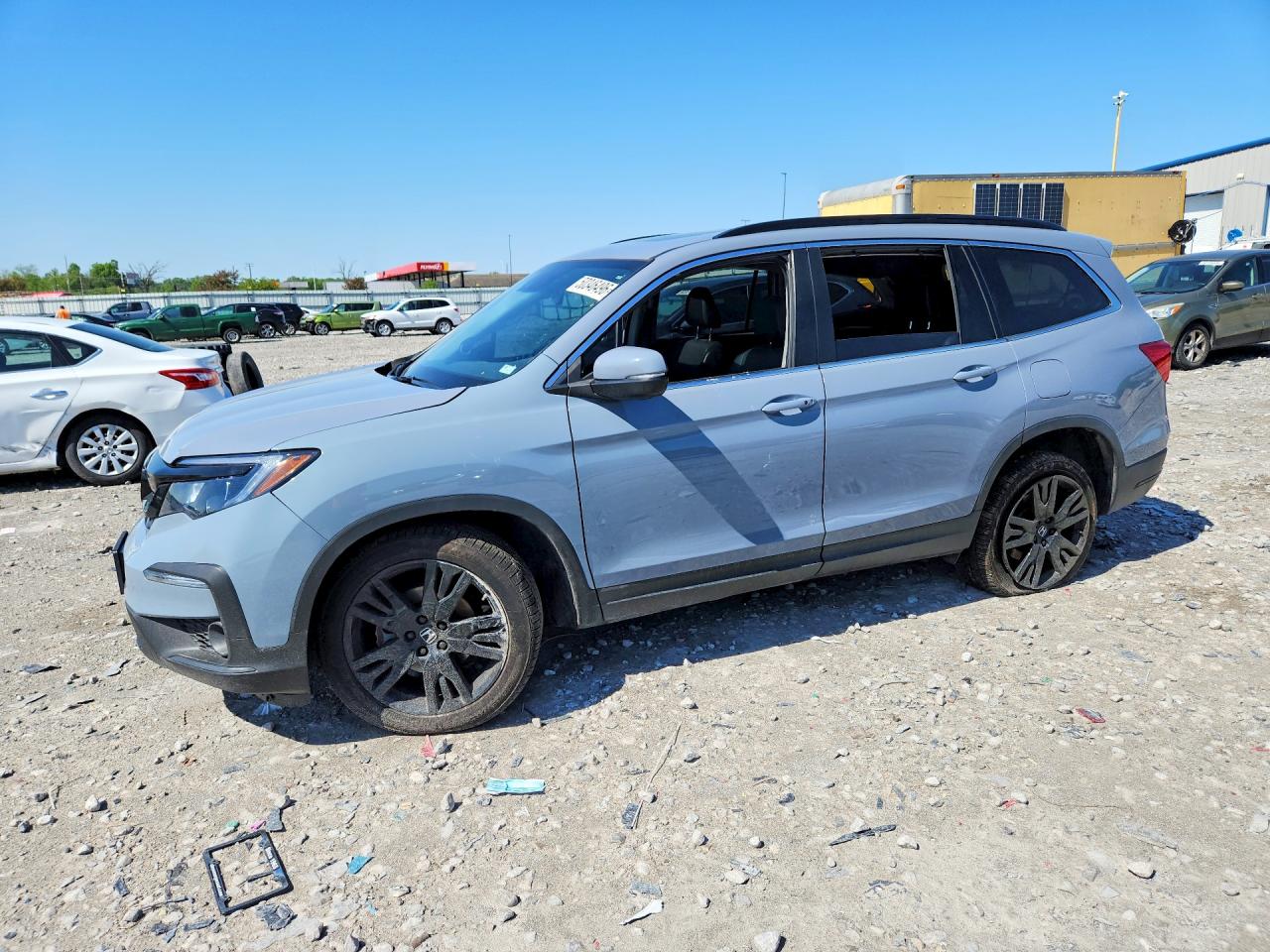 Salvage Honda Pilot Image