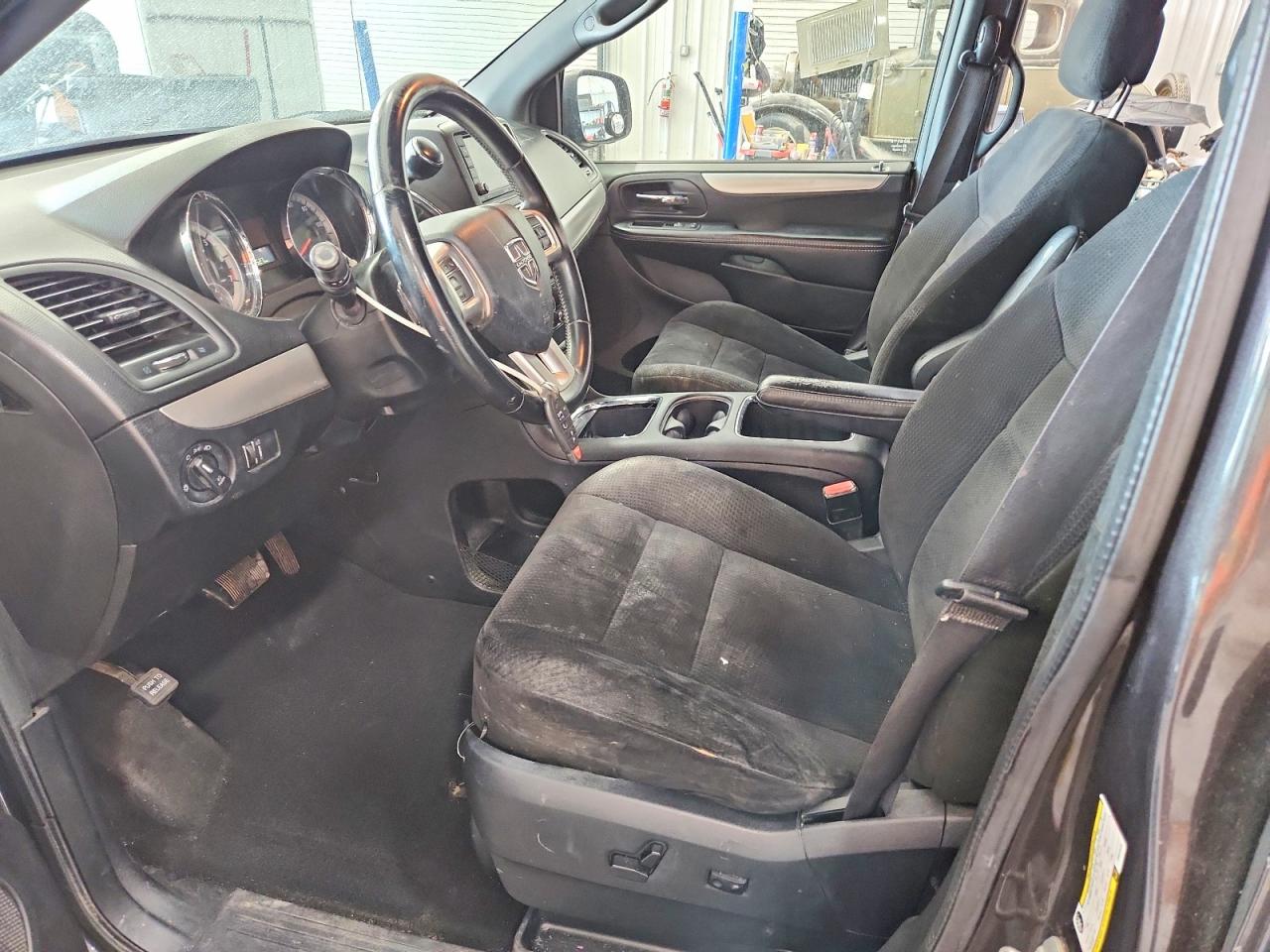 Dodge Caravan Sxt