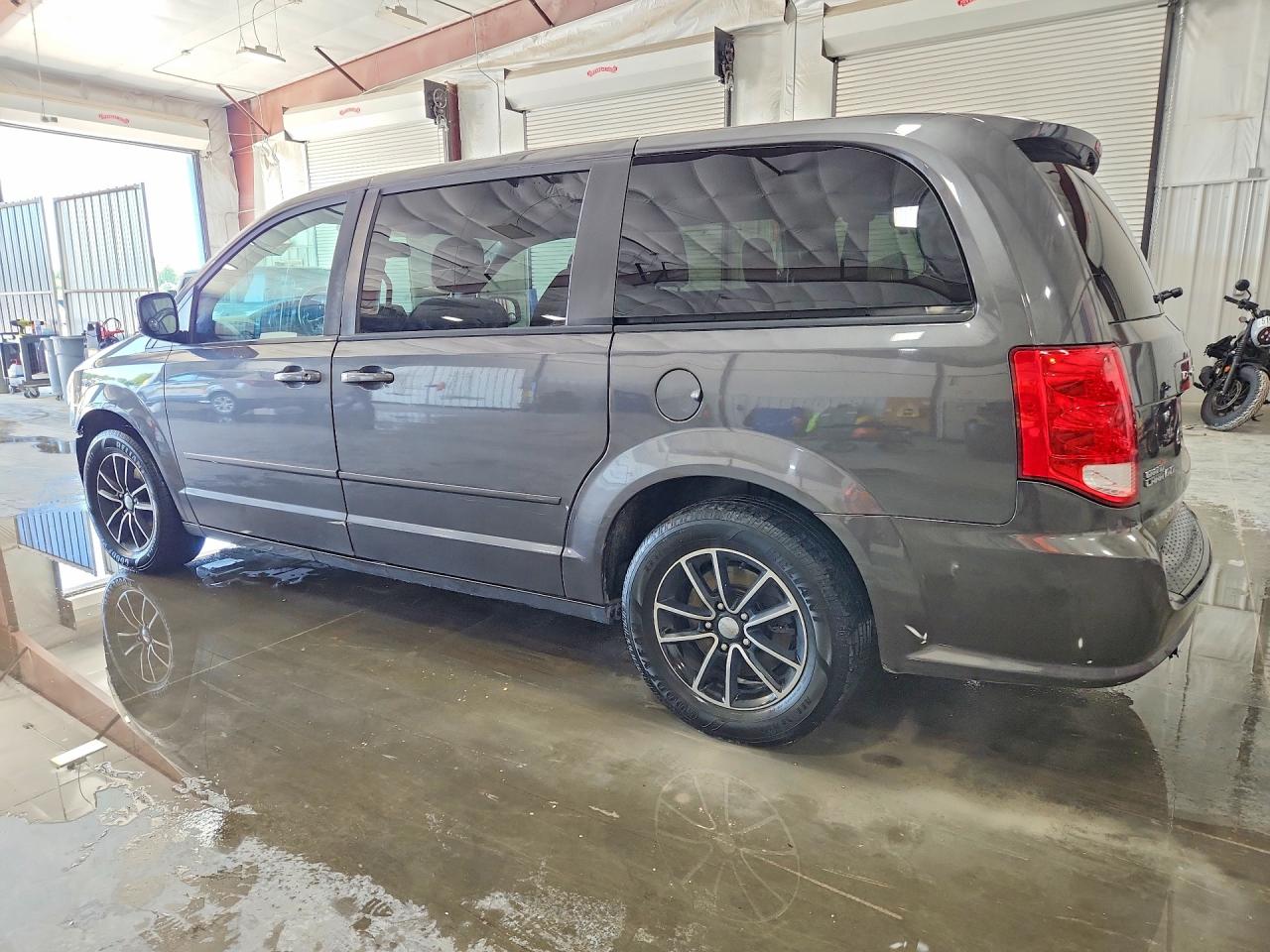 Dodge Caravan Sxt