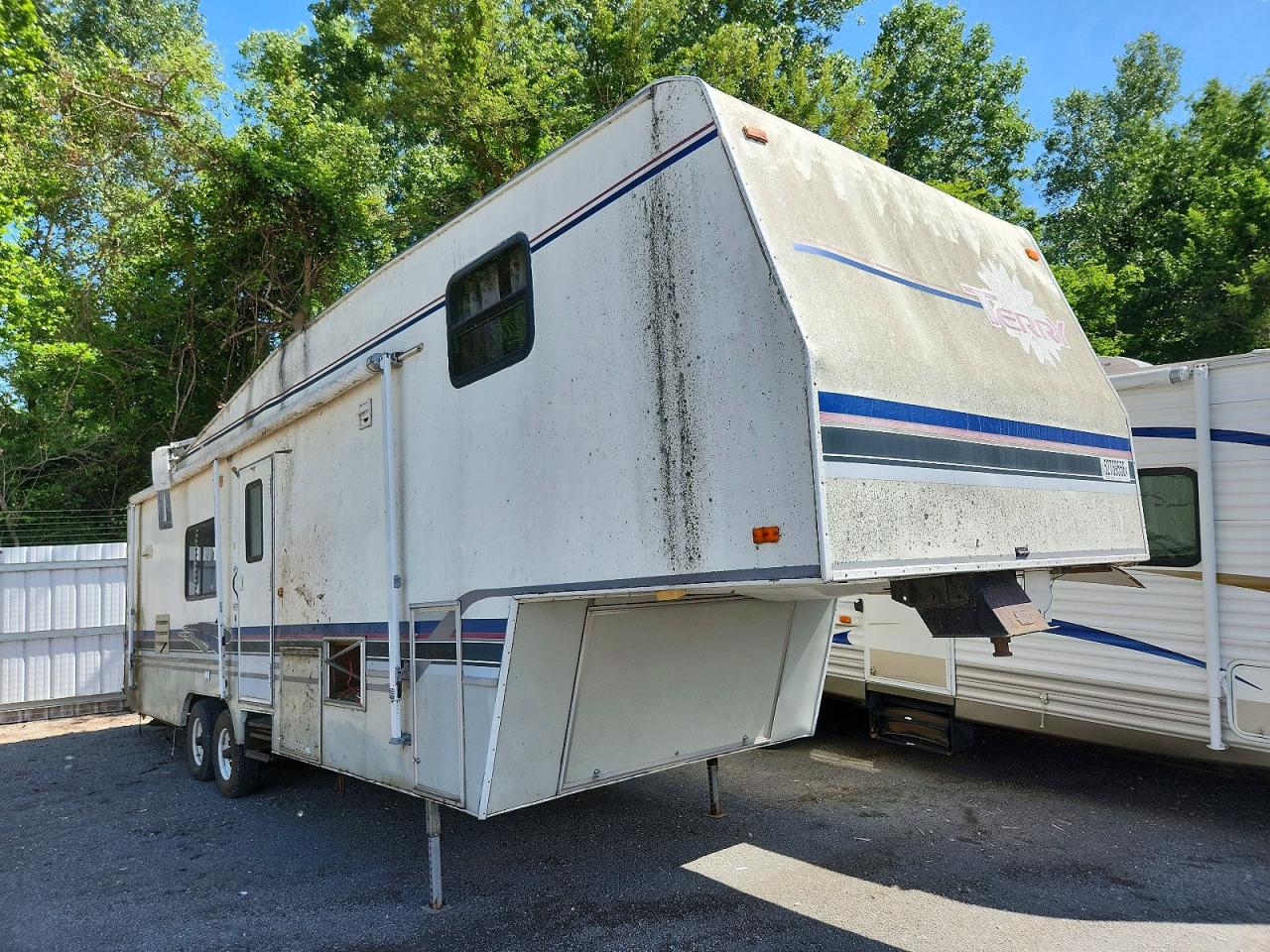 Salvage Terry Trailer Image