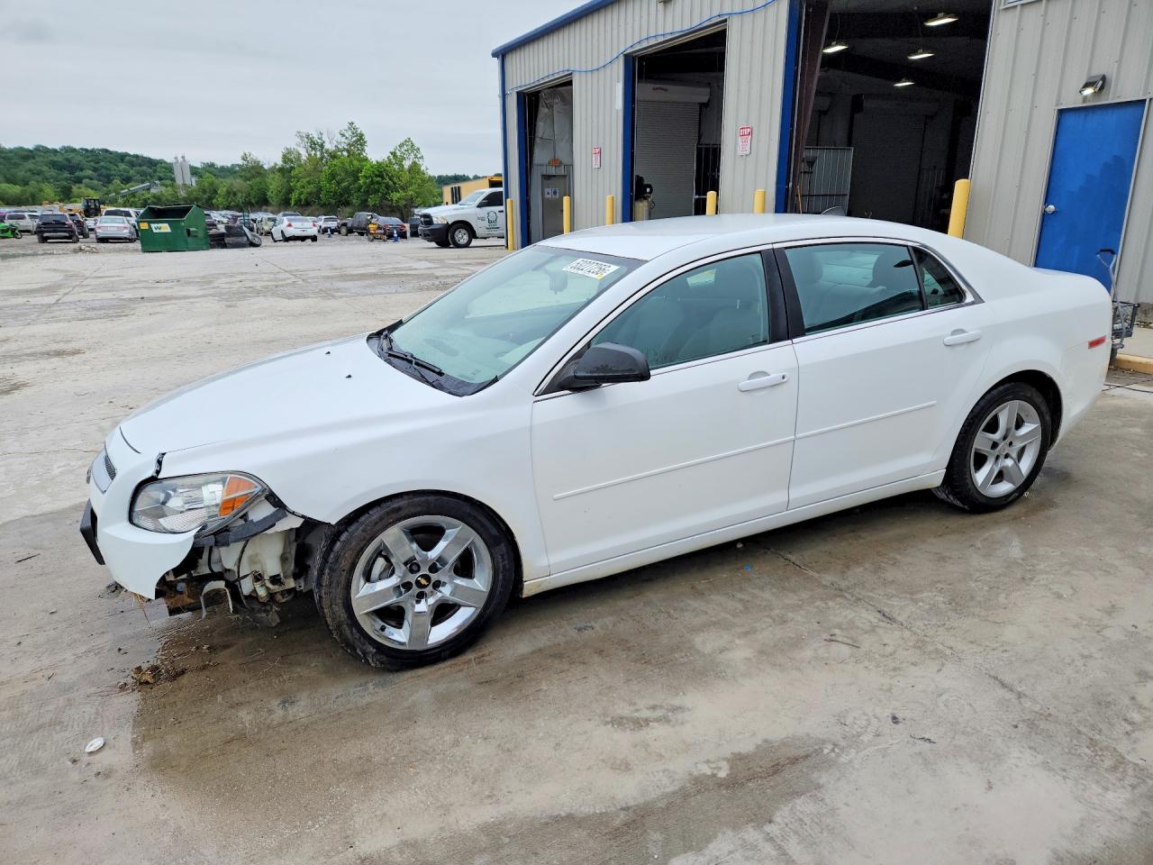 Salvage Chevrolet Malibu Image