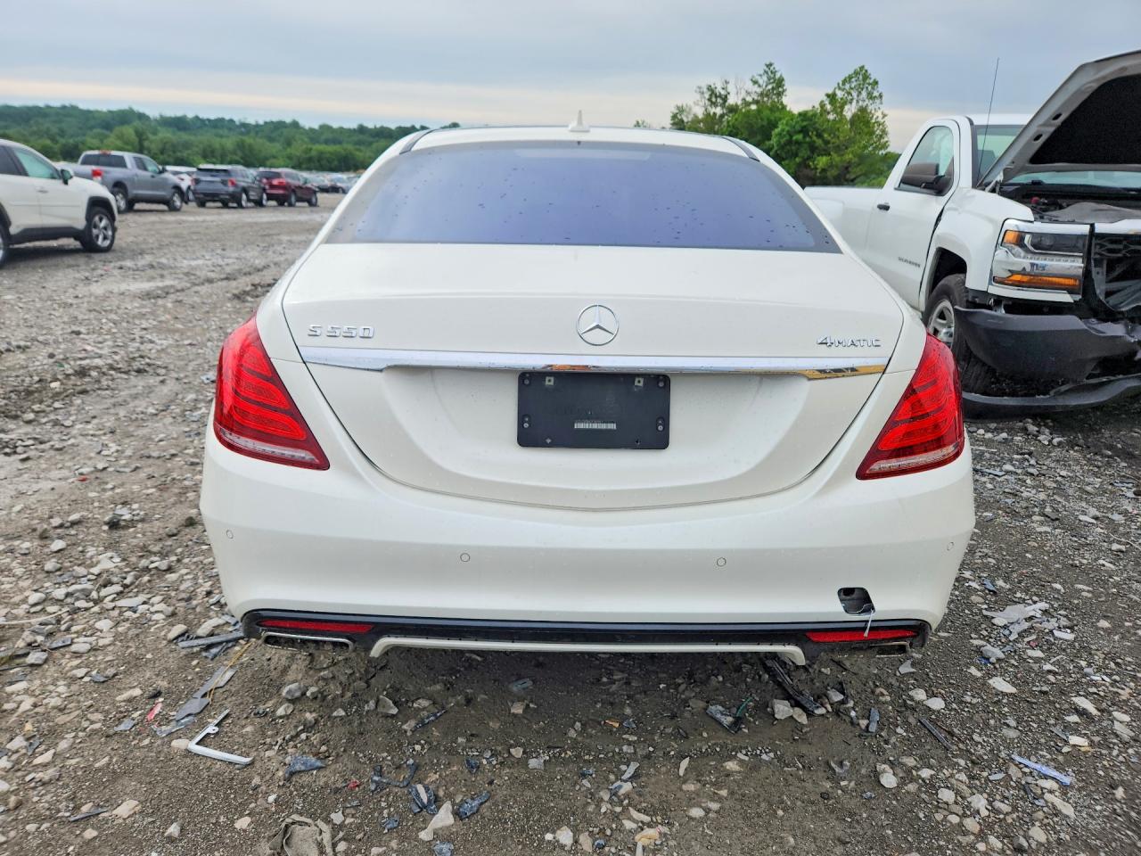Mercedes-Benz S-Class 550 4matic