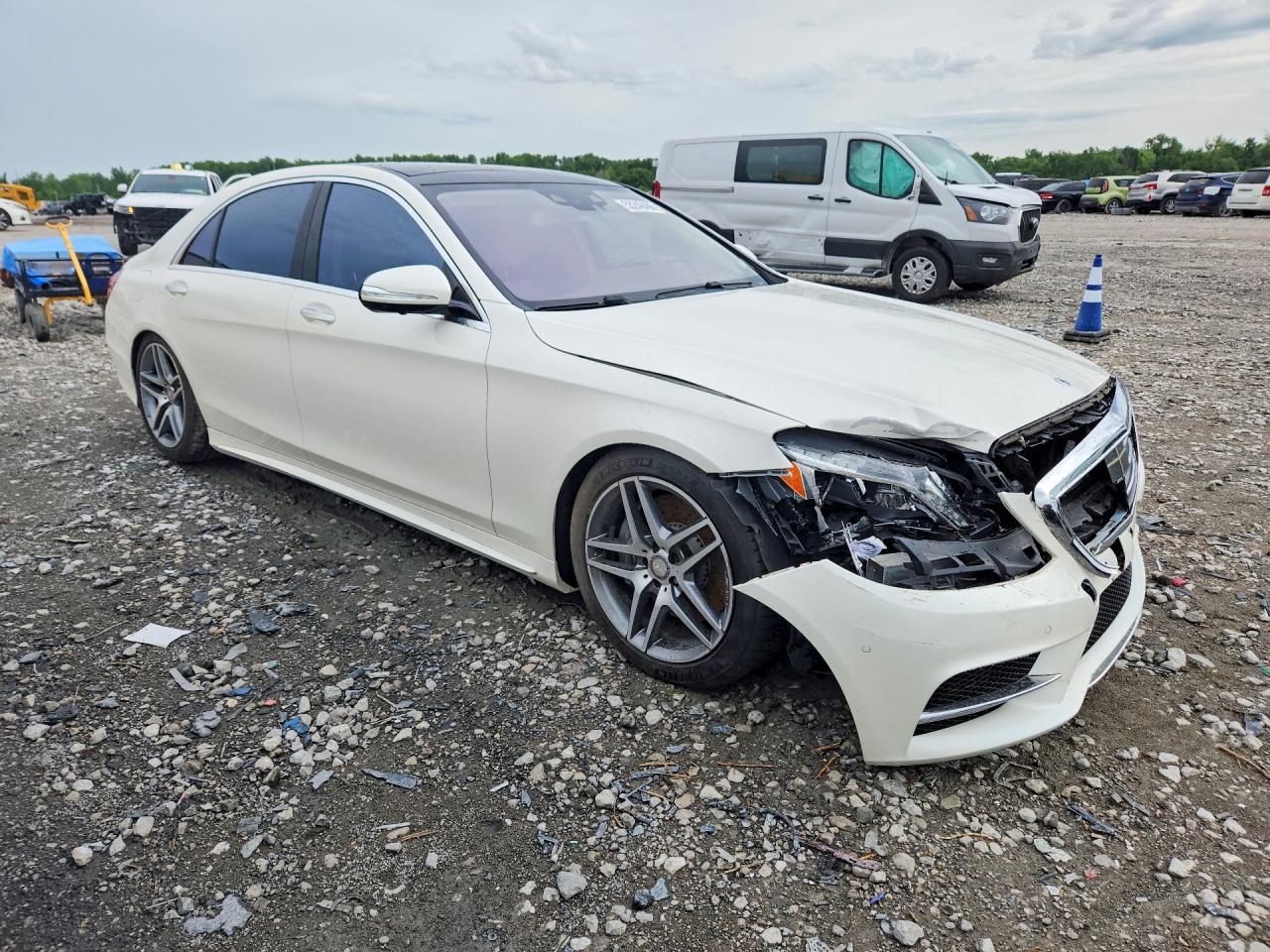 Mercedes-Benz S-Class 550 4matic