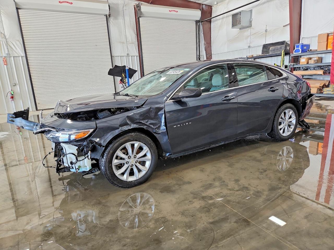 Salvage Chevrolet Malibu Image