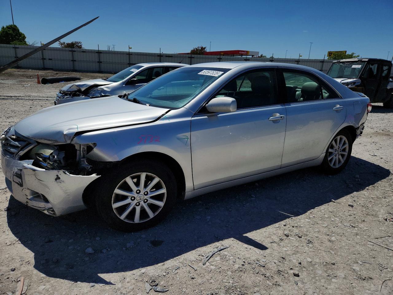 Salvage Toyota Camry Image