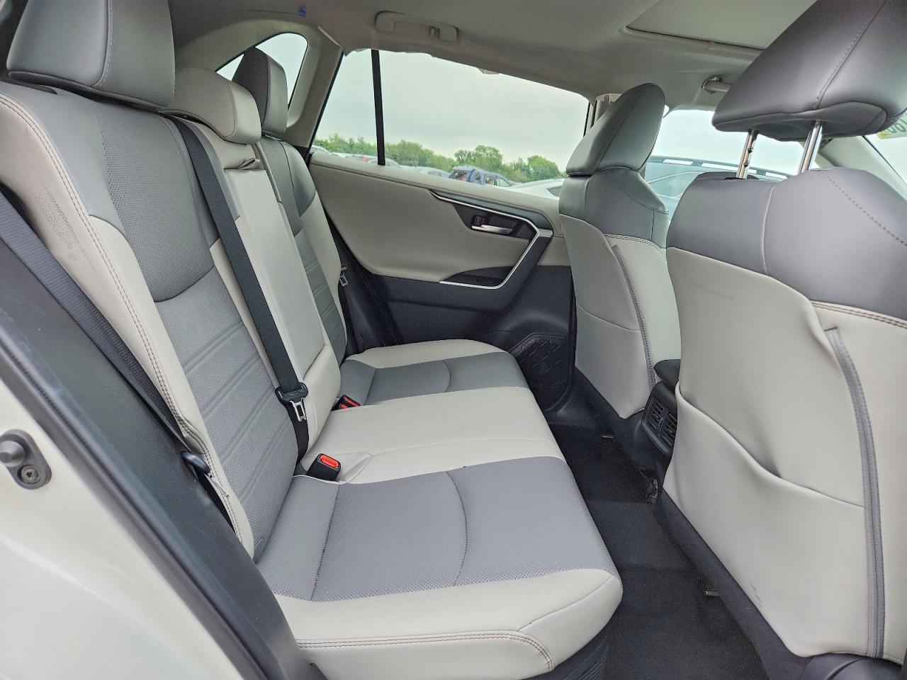 Toyota RAV4 Limited
