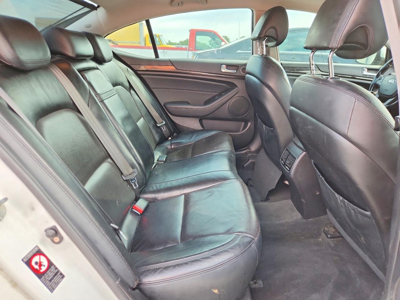 Kia Cadenza Premium