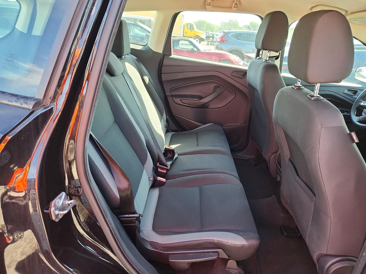 Ford Escape S