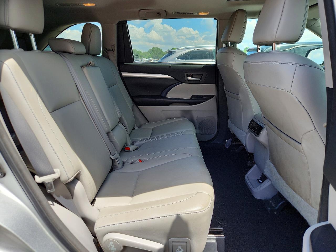 Toyota Highlander Xle