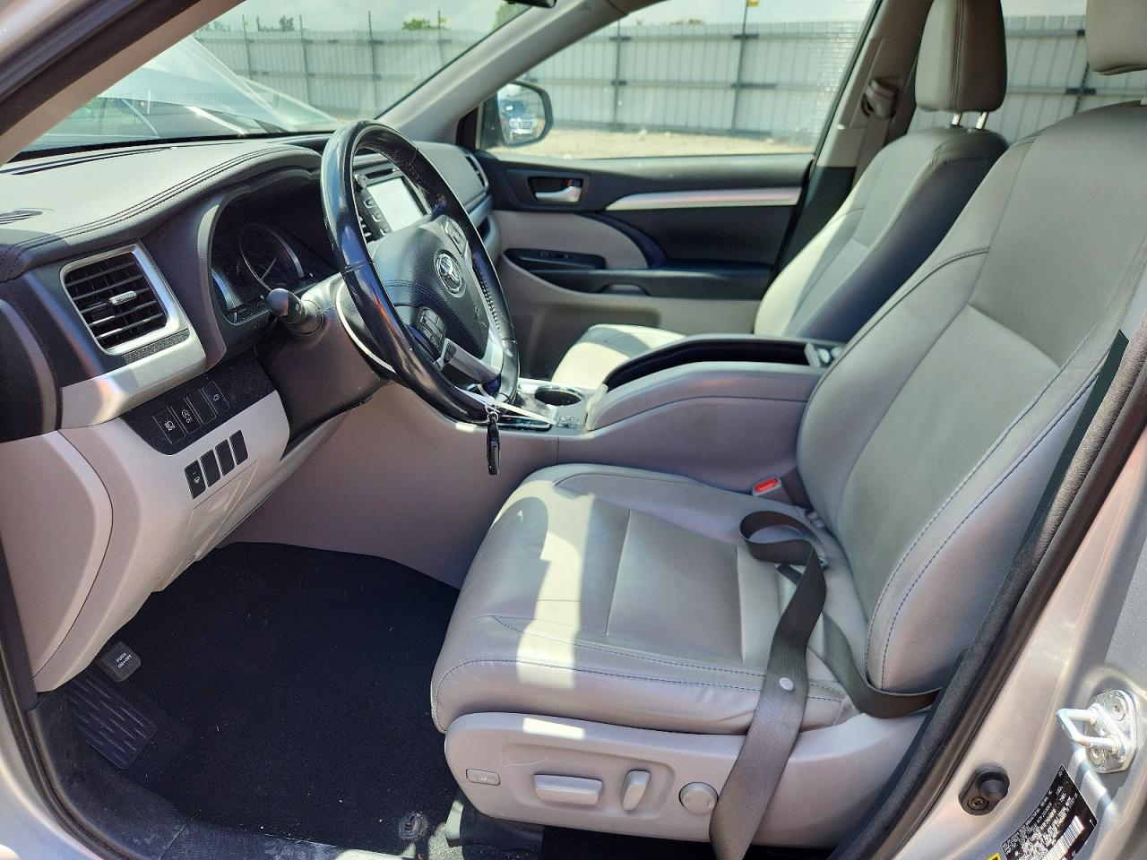 Toyota Highlander Xle