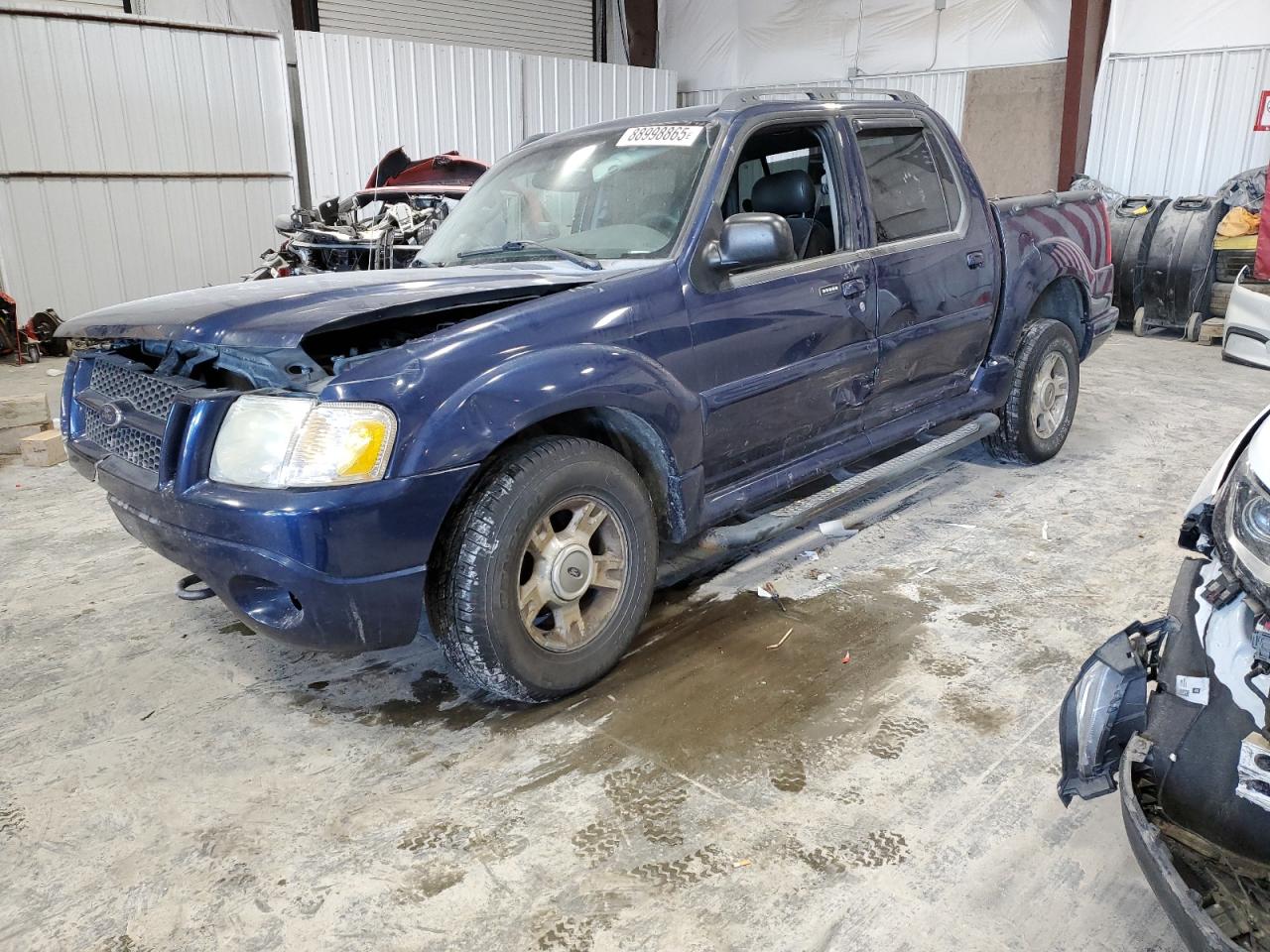 Salvage Ford Explorer Image