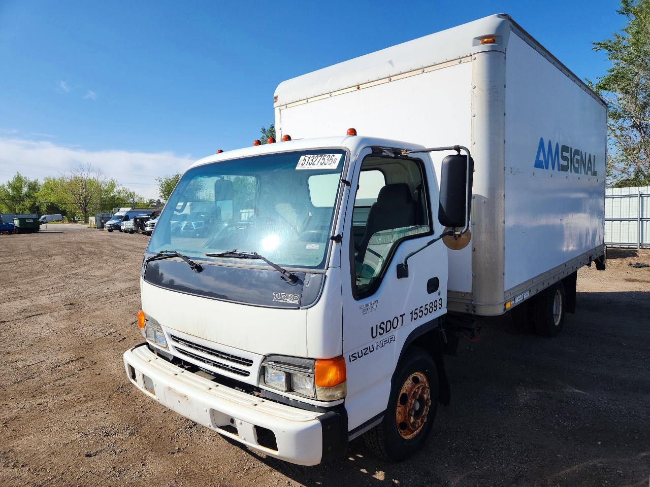 Salvage Isuzu Npr Image