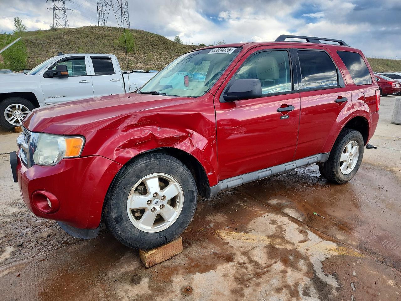 Salvage Ford Escape Image