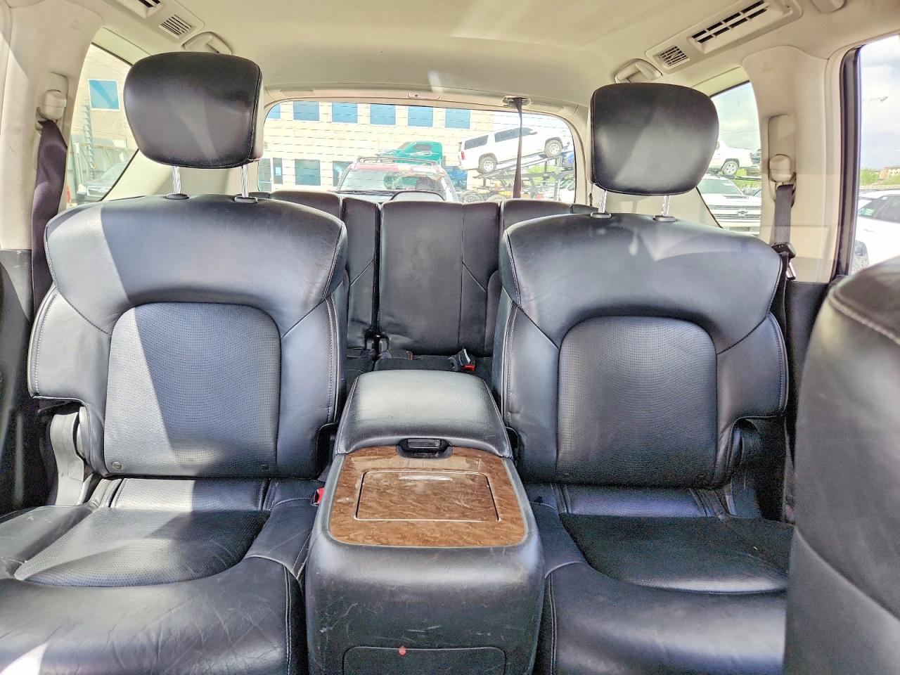 INFINITI Qx Base