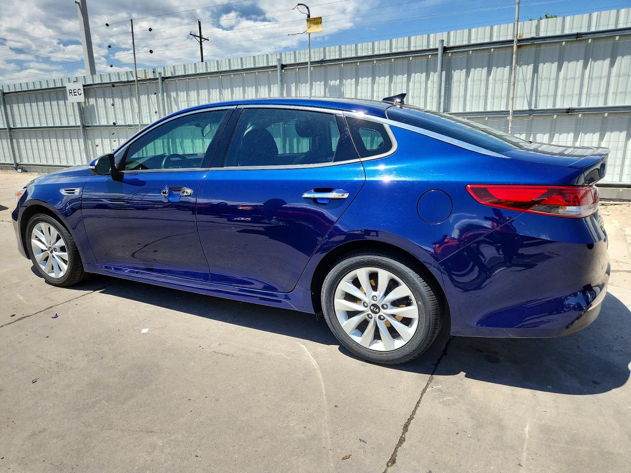 Kia Optima S