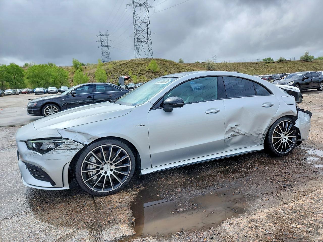 Salvage Mercedes-Benz Cla-class Image