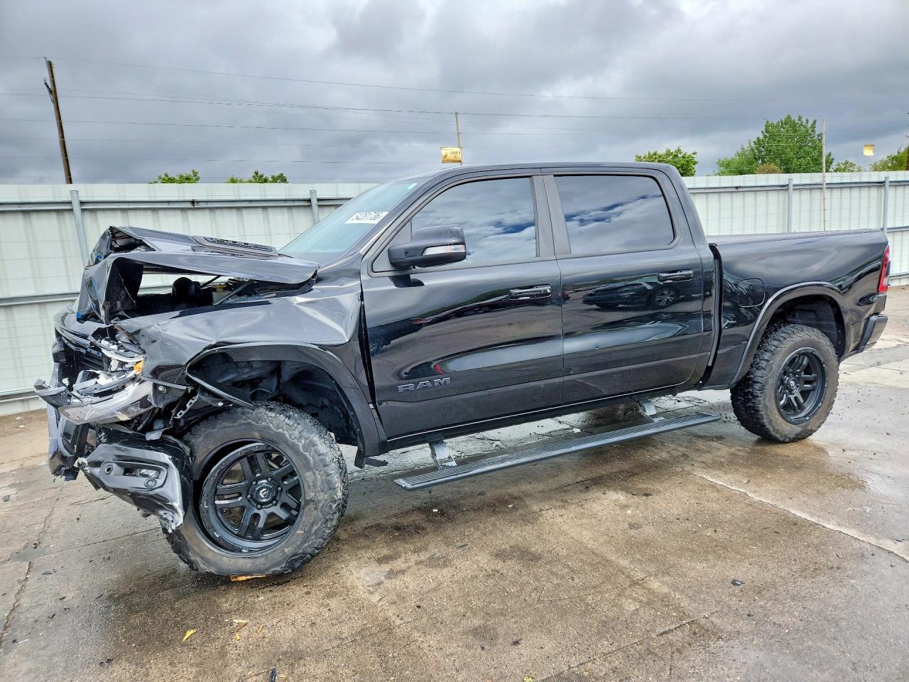 Salvage Ram 1500 Image