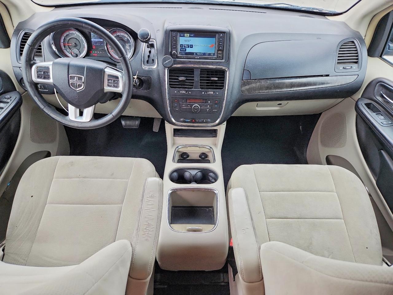 Dodge Caravan Sxt