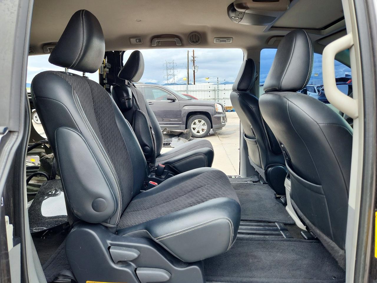Toyota Sienna Sport